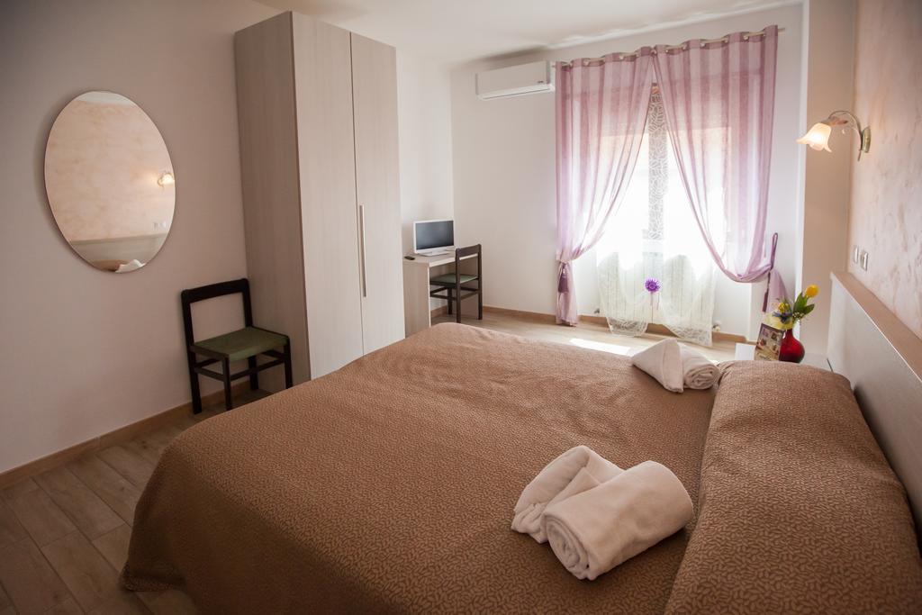 Apartmán Carillon Civitavecchia Exteriér fotografie